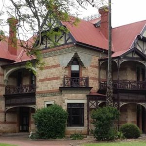 Adelaide Walking Tour: Hills, Squares and Parklands at Wellington Hotel, Adelaide, Australia OyMy.com Special Offers, Deals & Discounts in Australia